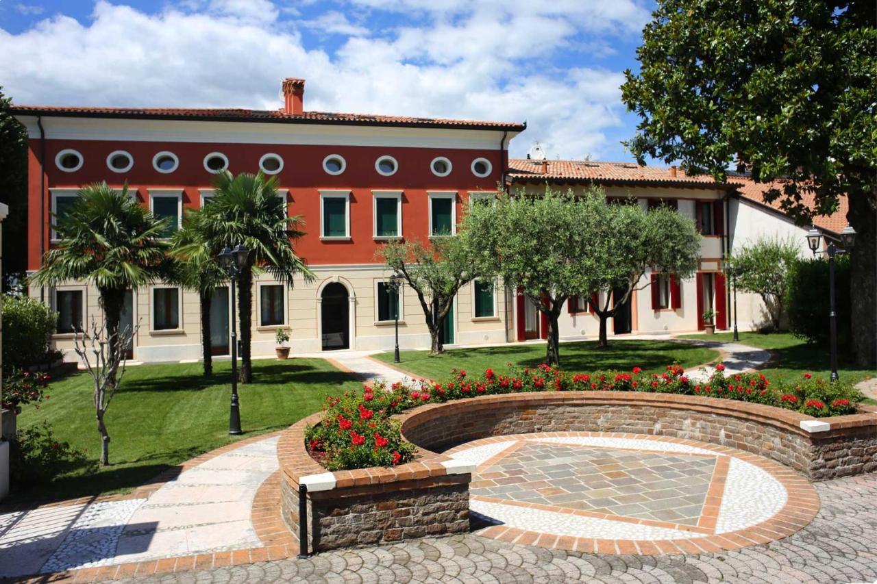 Villa Tiziano Residence Rosà Kültér fotó